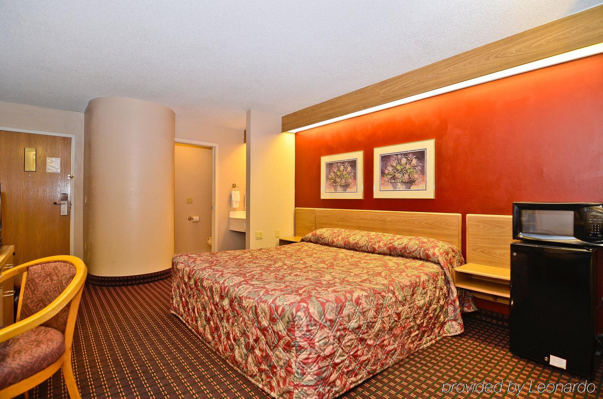 Americas Best Value Inn And Suites Lee'S Summit-Kansas City Quarto foto